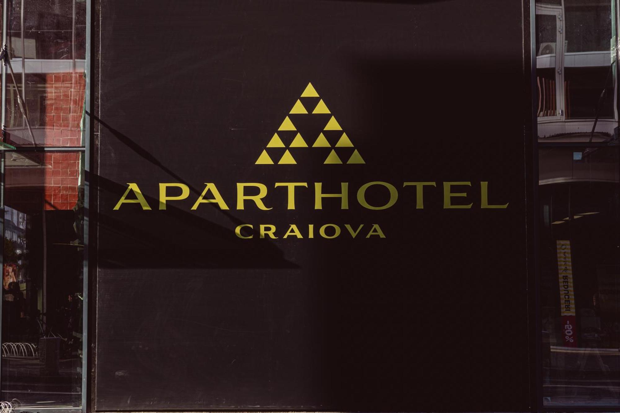 Aparthotel Craiova Kültér fotó
