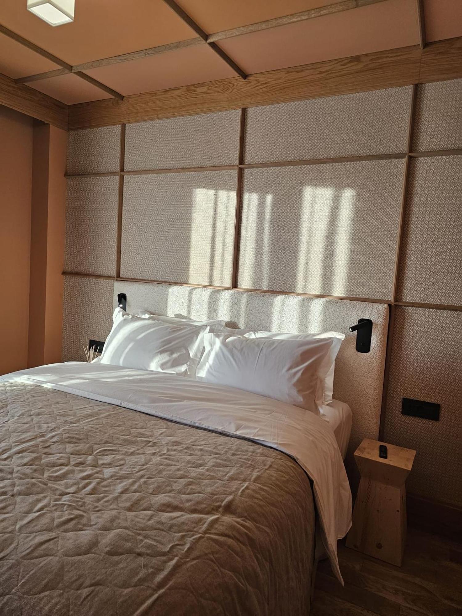 Aparthotel Craiova Kültér fotó